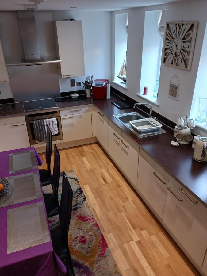 Bodlondeb Castle Bed & Breakfast { Central Llandudno} Eksteriør billede