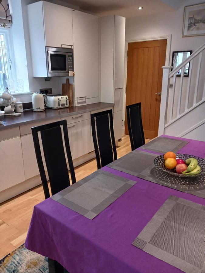 Bodlondeb Castle Bed & Breakfast { Central Llandudno} Eksteriør billede